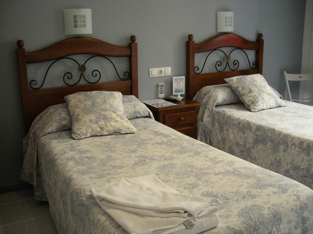 Hostal Azahar 科爾多瓦 外观 照片