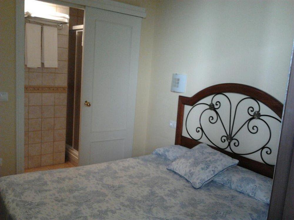 Hostal Azahar 科爾多瓦 外观 照片
